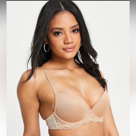 ASOS DESIGN padded plunge t-shirt bra with underwire - Picture 2 of 4